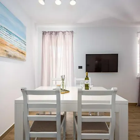 App Marina 2 Apartman Poreč