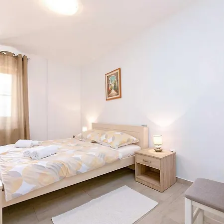 App Marina 2 Apartment *