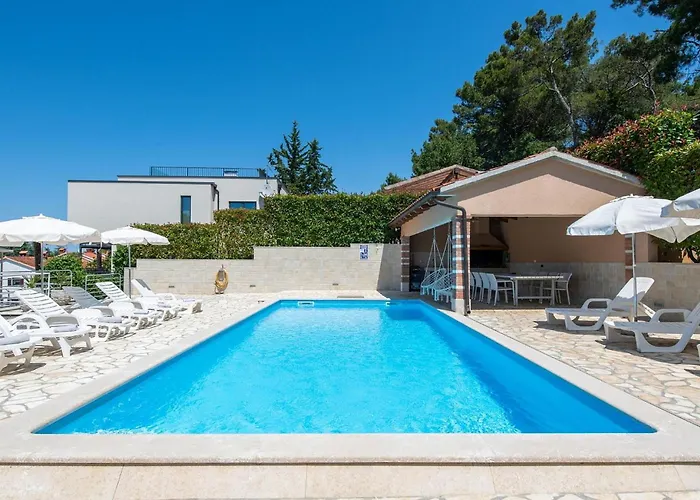 App Marina 2 * 포레치